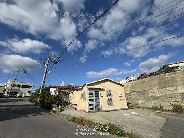 名護市中山戸建て A棟・B棟