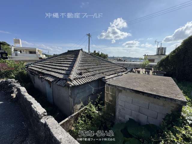 平安座島の戸建住宅