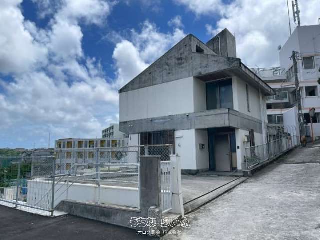 那覇市仲井間(中古戸建)  B25-03