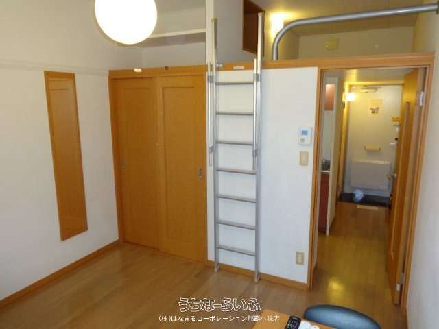 レオパレスキャンパス沖国 303号