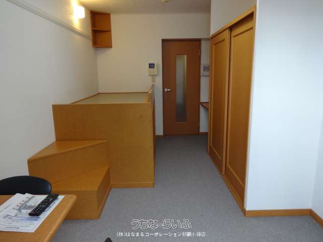 レオパレスエアポートビュー 302号