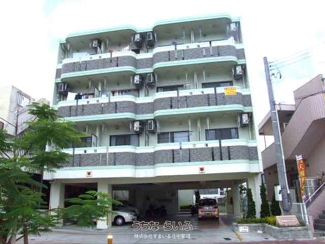 渡嘉敷マンション 401号