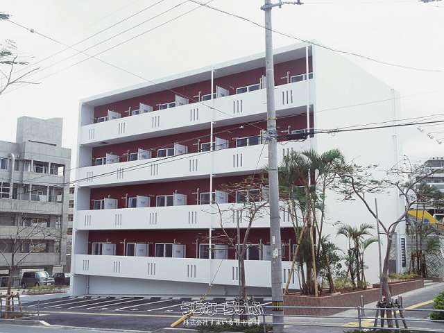 レオパレス小禄當間 106号