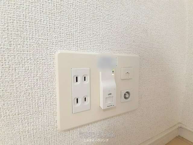 ミニヨン　アビタシオン久米 303号