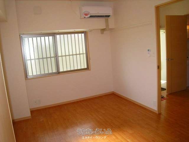 イーストヒル 304号