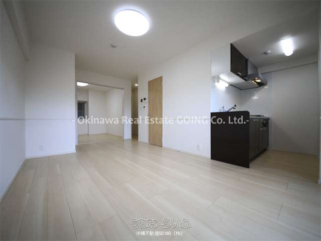 コンフォート フィールド 402号