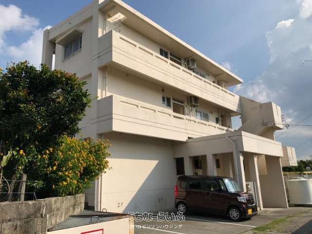 屋比久マンション 3号