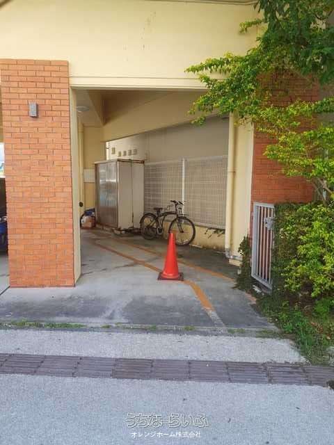 ATSハイツ駐車場
