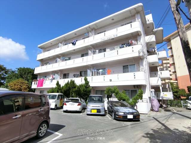 グリーンハイツ知念 403号