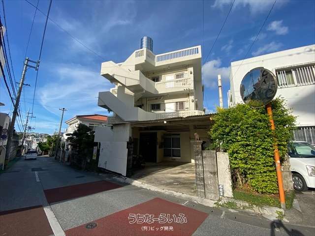 平良（ヒラヨシ）アパート 301号