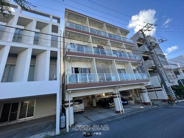 グランドール伊祖 403号