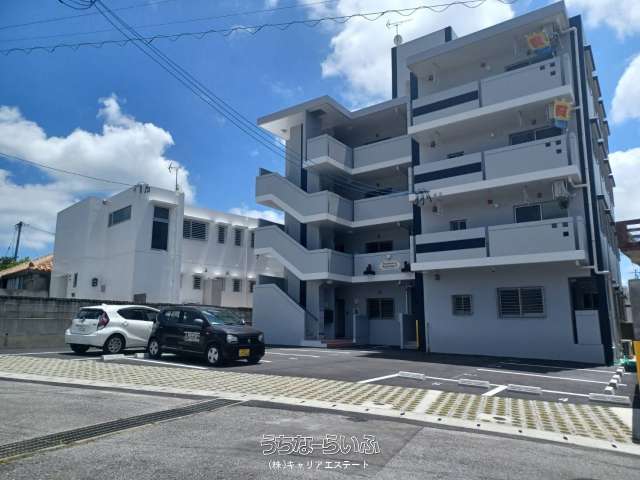 レジデンスナカエマⅡ 203号