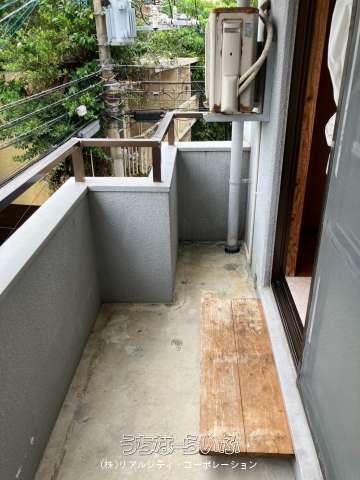 前松田マンション 303号