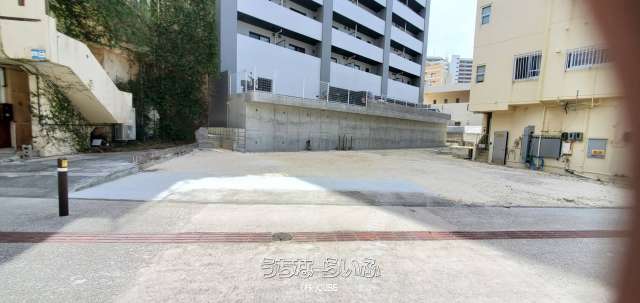 樋川一括貸駐車場