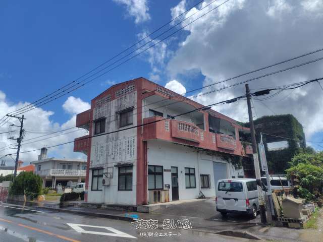 名護市田井等 住居兼アパート