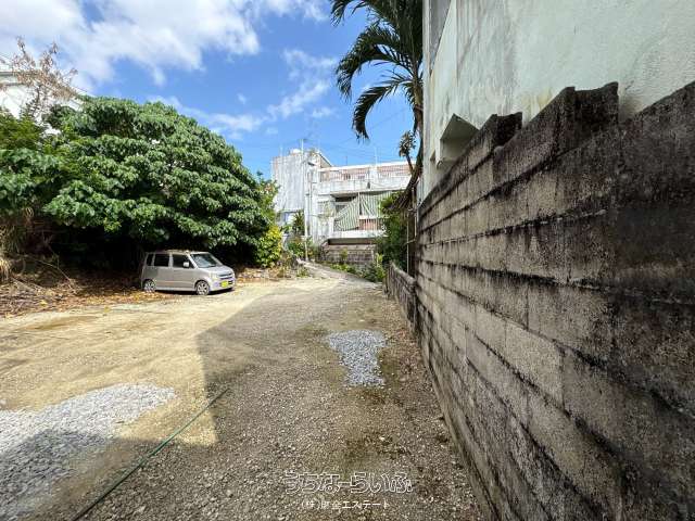 那覇市安里　売土地
