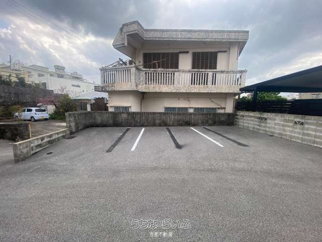 宮里駐車場