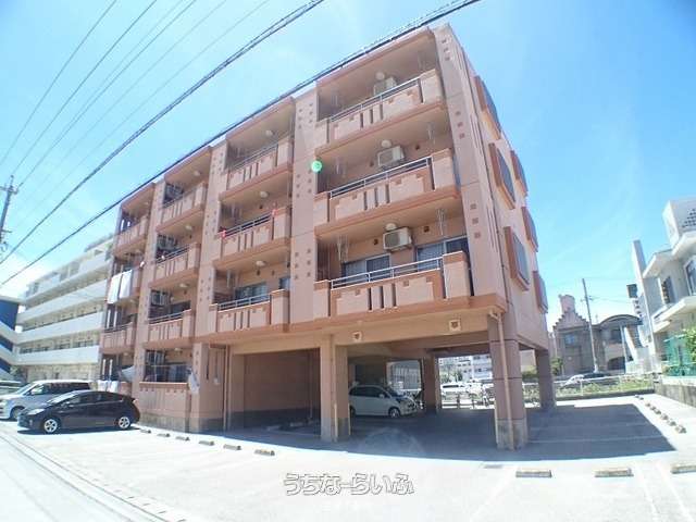 イースト・メゾン 404号