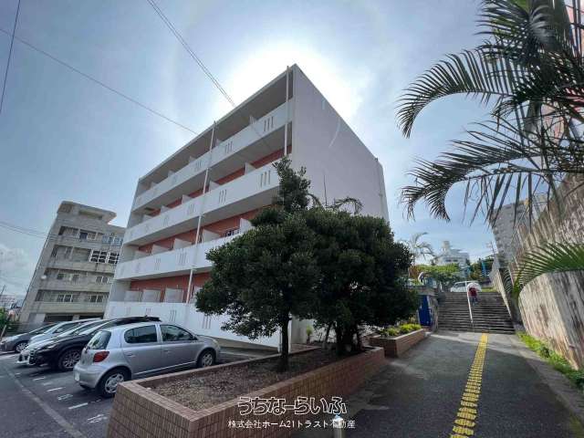 レオパレス小禄當間 401号