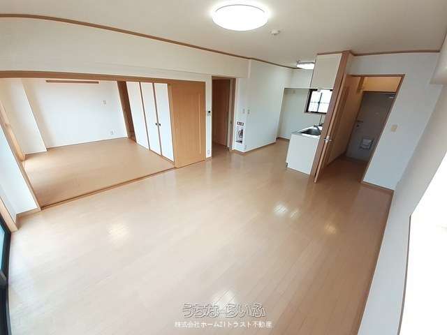 テラスハク 301号