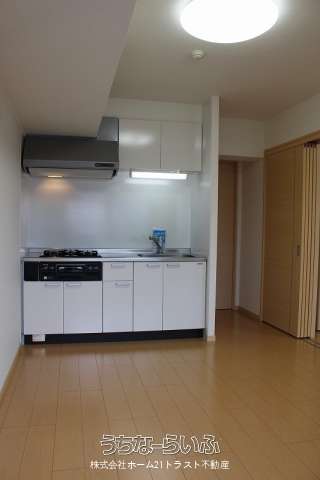 ベルアンジュ南城 304号