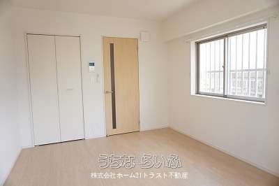 マンション嘉利吉ＩＩ 201号