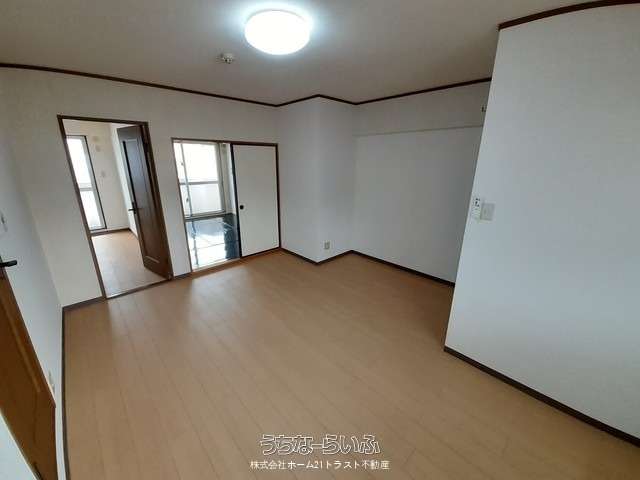 シュガーヒルズ 302号