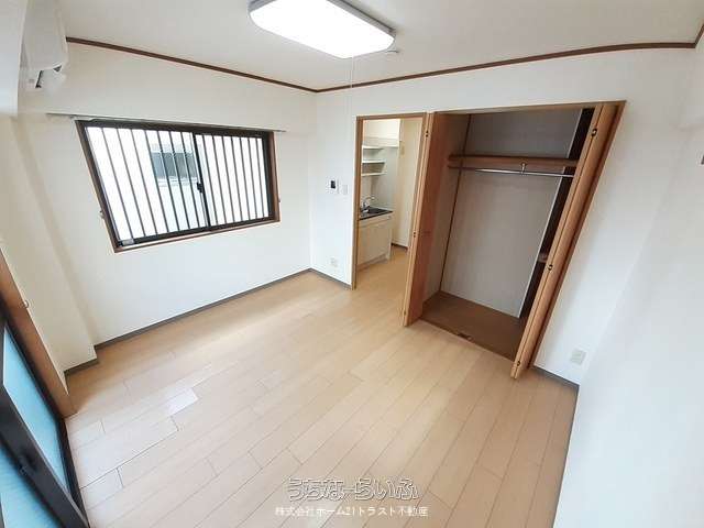 サンヒルズ壷屋 304号