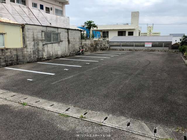 アコ―パーキング