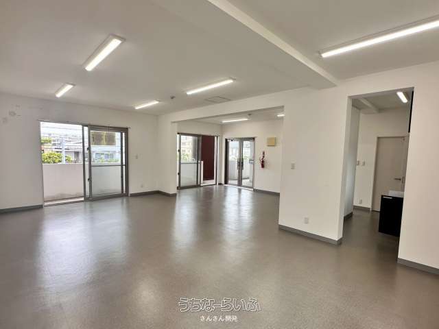 エムアイアール（沖縄市泡瀬店舗） 2--号