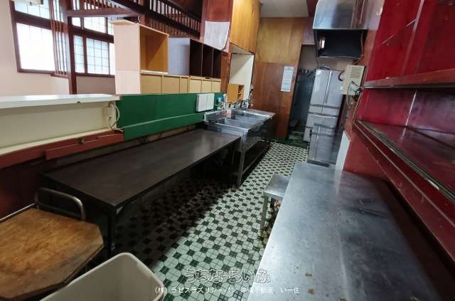 西崎小学校前ビル