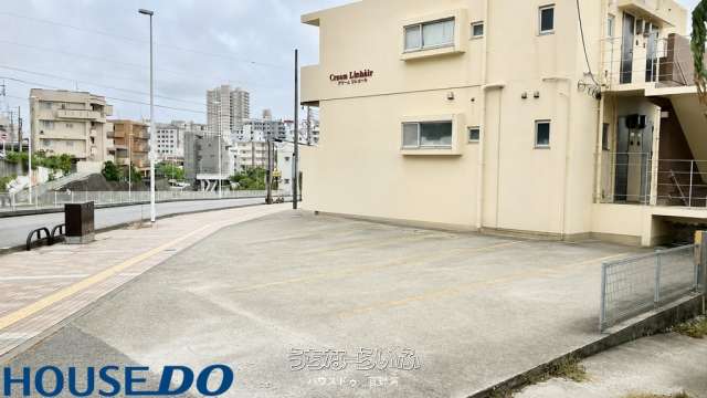 那覇市安里　売土地