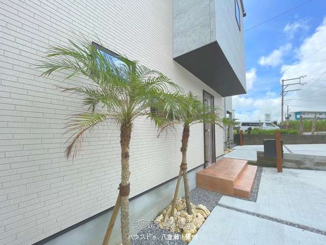 リベロスクウェア玉城前川 2号棟