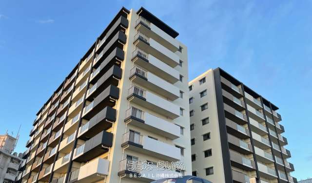 プレサンスロジェ名護為又フォルサ