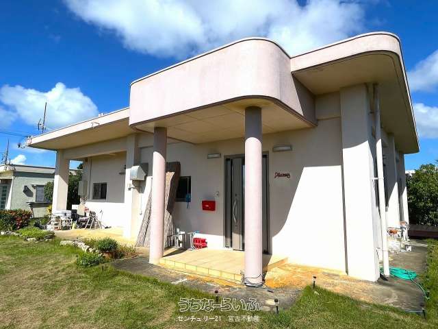 価格改定！来間大橋近く　平屋建/2世帯+離れ