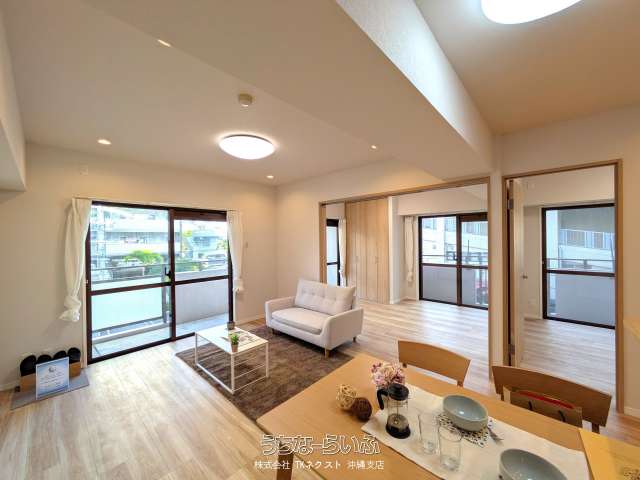 ライオンズマンション壺屋第３ 206号