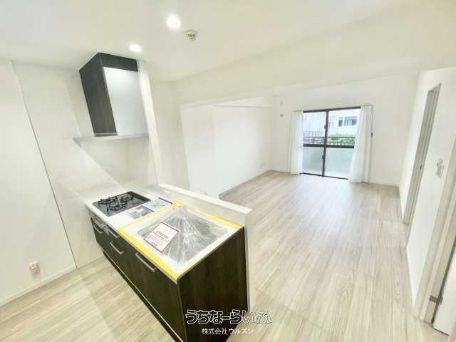 ラフィーネ大平 4--号