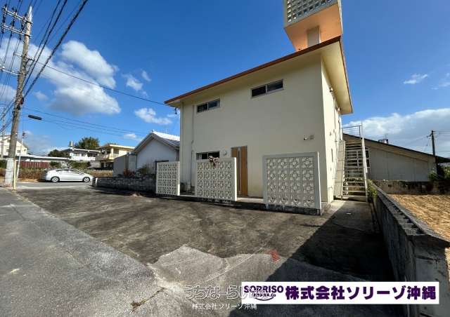 名護市久志二世帯住宅