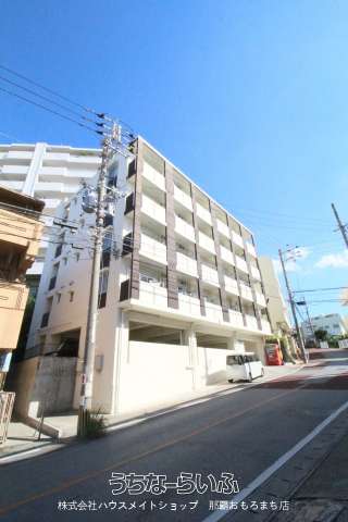 メゾンラピュタ 401号