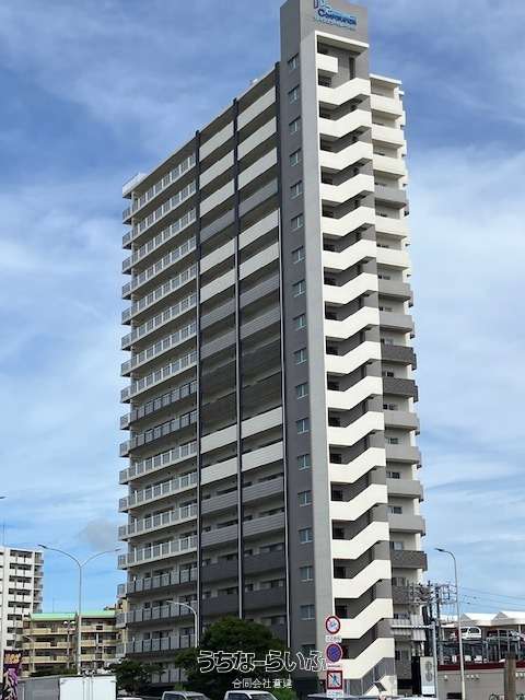 プレサンスロジェ牧港レーヴタワー