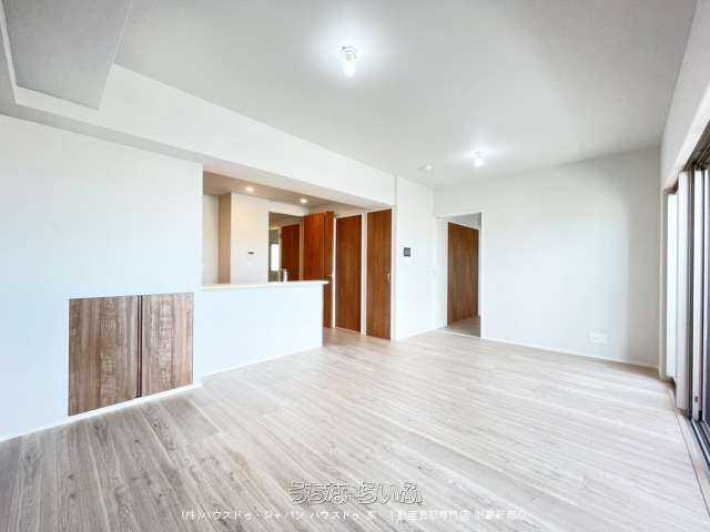 ワイズエステムコート新都心おもろまち 8--号