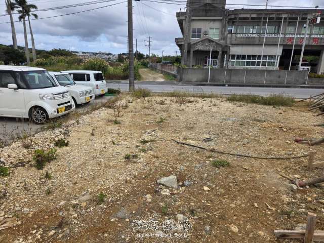 糸満市大里カモメタウン（７棟）７号地