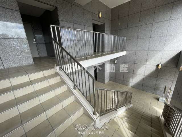 パークサイドヒルズ 201号