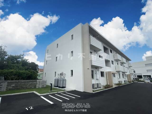 D-ROOM読谷ヒルズ 206号