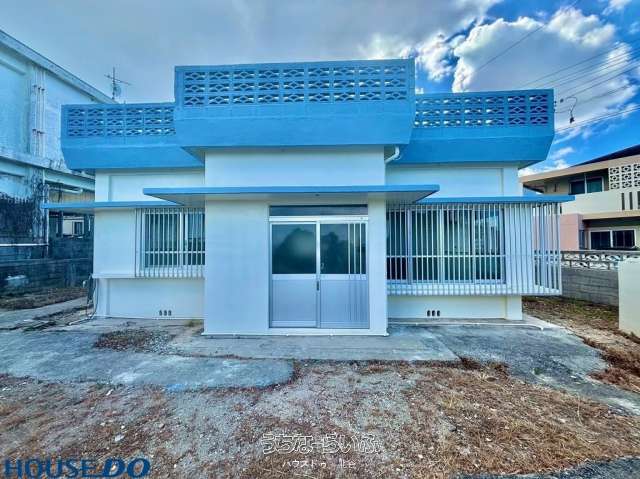 沖縄市安慶田　屋上・庭付き戸建