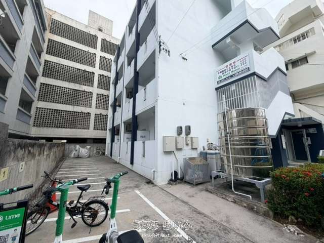 HINO駐輪場