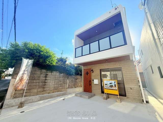 宜野湾市嘉数Ａ棟