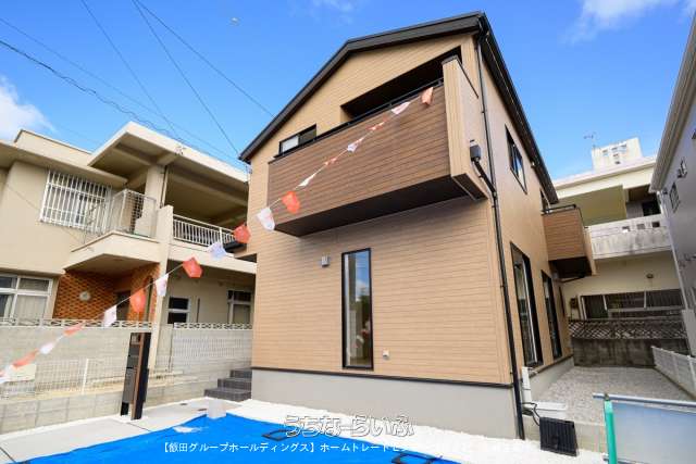 ブルーミングガーデン　西原町小那覇　全２棟　【１号棟】