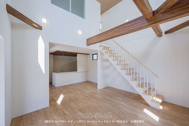 ブルーミングガーデン　八重瀬町港川　全２棟　【１号棟】