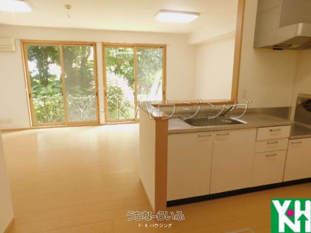 パークサイド ANIYA 102号